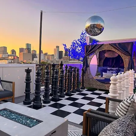 The Oasis Checkmate Stunning Rooftop With Views